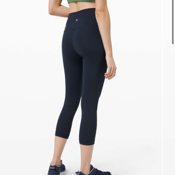 Lulu Wunder Train 21” in Navy - Picture 2 of 5